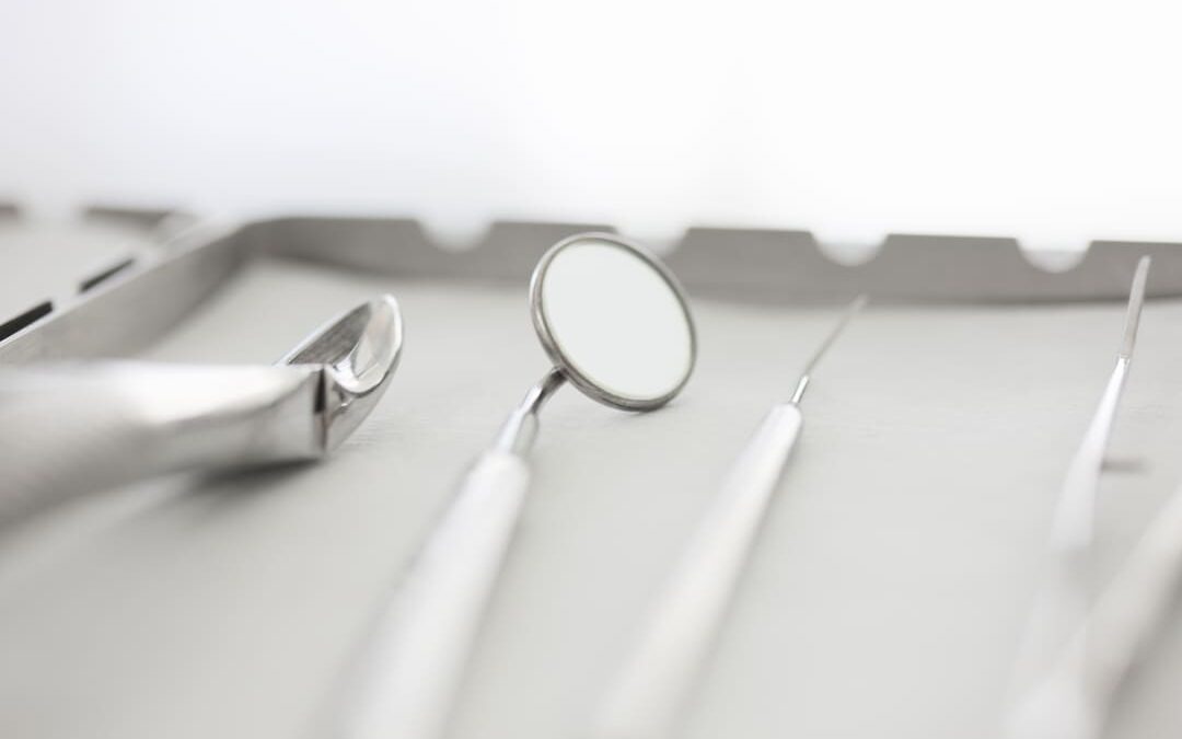 ¿Conoces el instrumental de odontología que utiliza tu dentista?