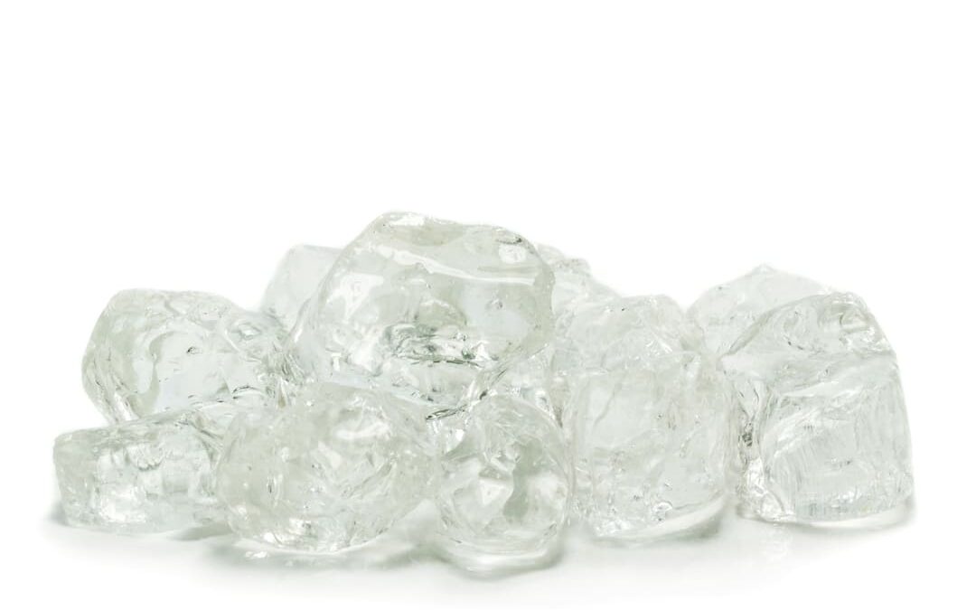 Los peligros de masticar hielo