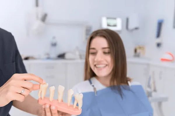 Explorando los precios de las Dentaduras Postizas Fijas en Vitaldent