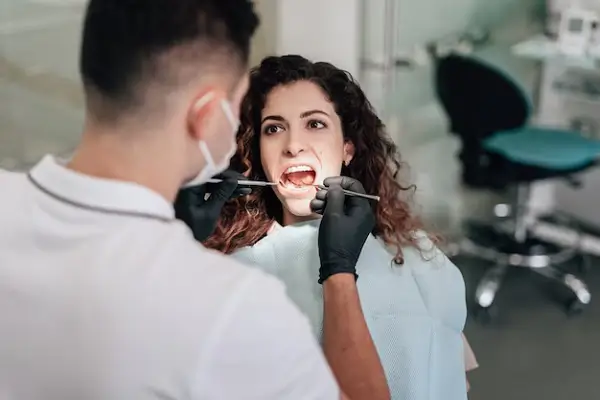 Consecuencias de un implante dental que se mueve