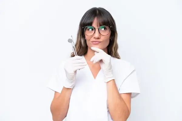 Soluciones para un implante dental que se mueve