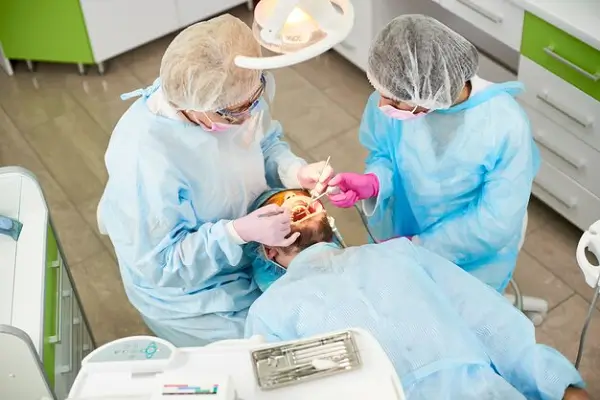 Mantenimiento de los implantes dentales