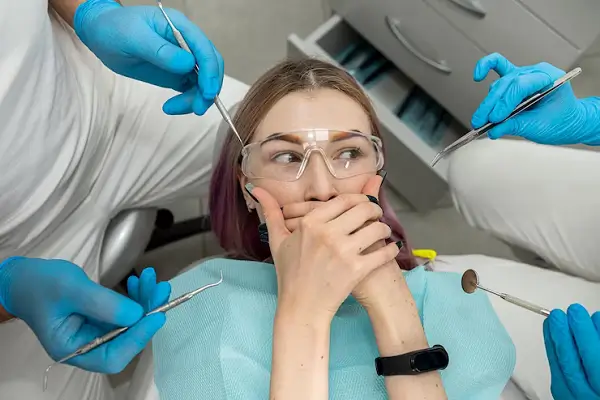 Uso de los brackets con dientes puntiagudos