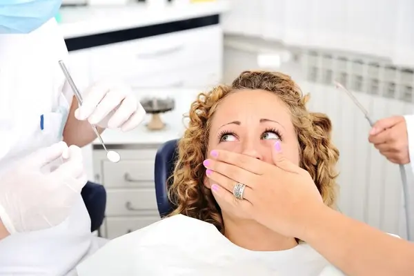 Comprendiendo la Periodontitis: Una mirada en profundidad a la Piorrea