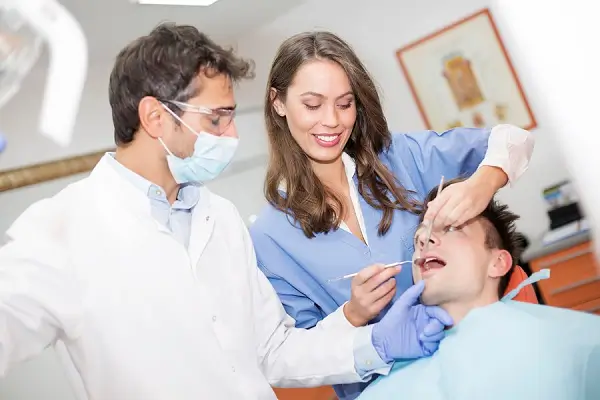 Corregiones de afecciones dentales