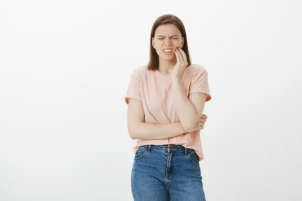 Entendiendo la Odontalgia: Causas y Tratamientos