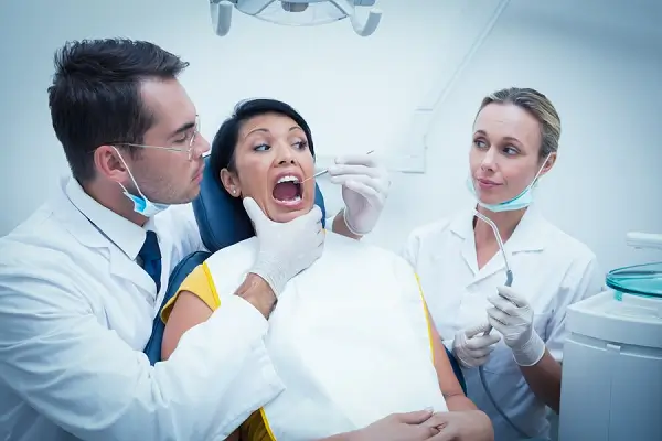 Identificar un Buen Dentista y Evitar Engaños