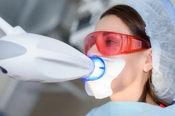 Precios del blanqueamiento dental con láser