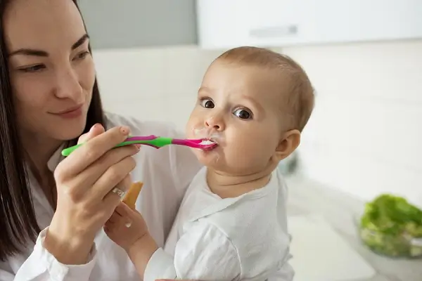 Cepillos de dientes para bebés de 6 a 12 meses