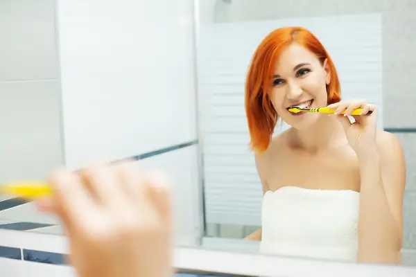 Eliminar bacterias del cepillo de dientes