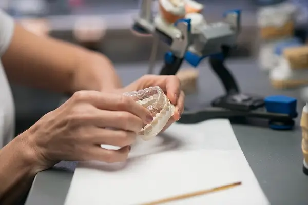 Producción y fabricación del Invisalign